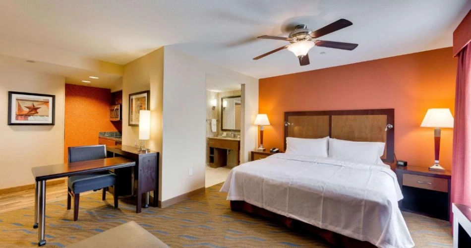 Mejores hoteles cerca de Dickies Arena, Fort Worth. Quédate cerca de la acción.