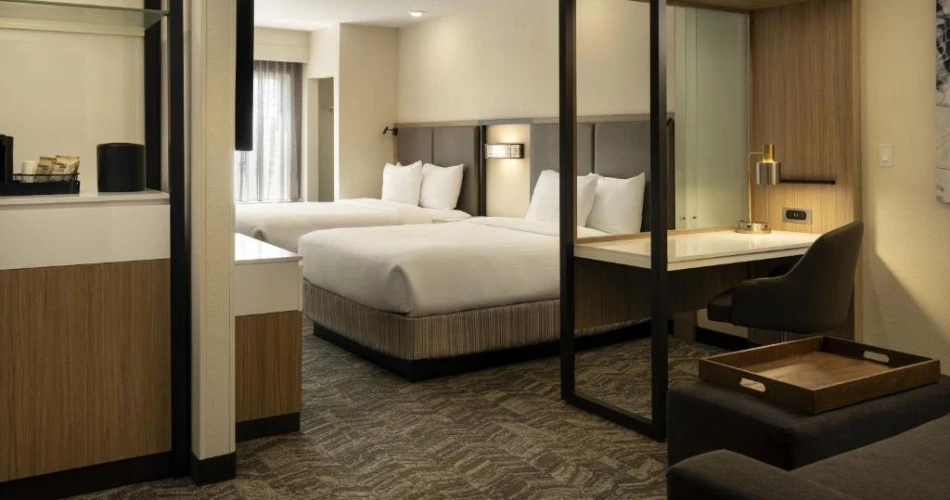 A Fan’s Guide to the Best Hotels Around Dickies Arena in Fort Worth
